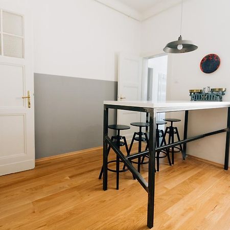 Mazuranic Square Apartment Zagreb Habitación foto